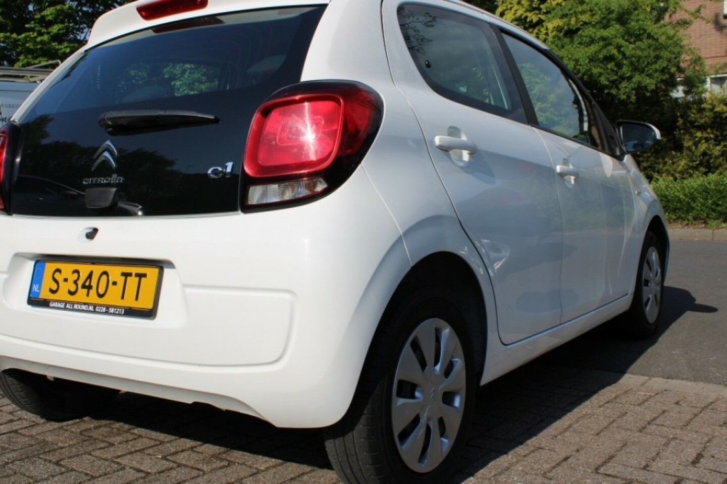 Citroen-C1-10