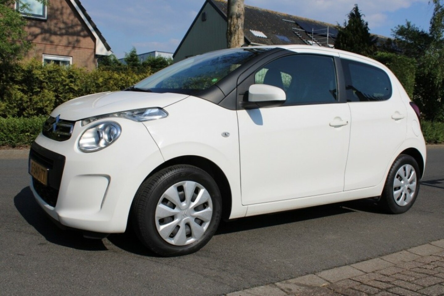 Citroen-C1-4