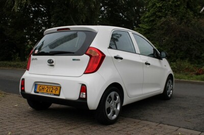 Kia-Picanto-9